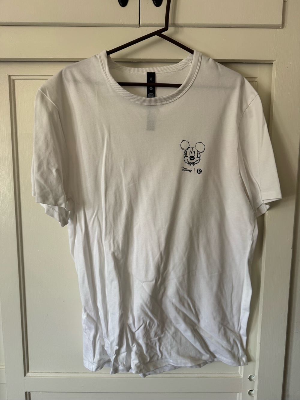 Disney Lululemon White Men’s Mickey Outline Graphic Tee